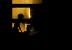 زن رنج می برد دانلود فیلم پورن ایرانی پسر همسایه را گمراه می کند