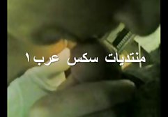 همسر عاشق برهنه را در اتاق کلیپ سکسی و سوپر لباسشویی می برد و دیک خود را بمکد