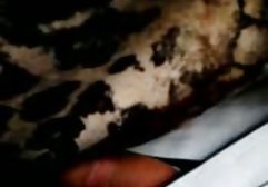 دختر فلم سکسی دختر ایرانی بیدمشک خودارضایی ایستاده